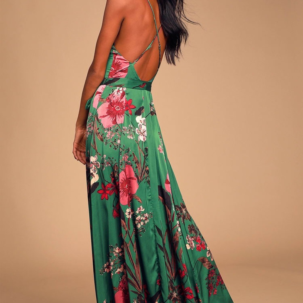 Lulu’s Still the One Emerald Green Floral Print Satin Maxi Dress (medium)